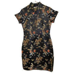 Si Mei Jin Black Asian Silky Womens Dress Size Medium Dragons Floral Birds Tunic